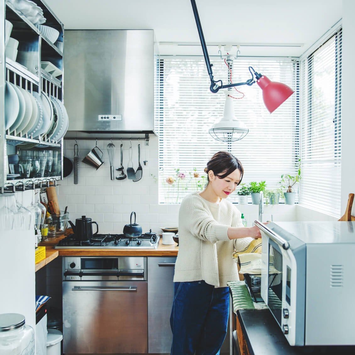 3 kiểu “đầu tư lầm tưởng” khiến phụ nữ trung niên mất tiền nhiều hơn mà vẫn tưởng đang tiết kiệm - Ảnh 2.