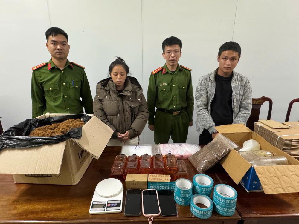Bắt giữ cặp vợ chồng hờ sản xuất, buôn bán ma tuý qua mạng xã hội Telegram - Ảnh 1.
