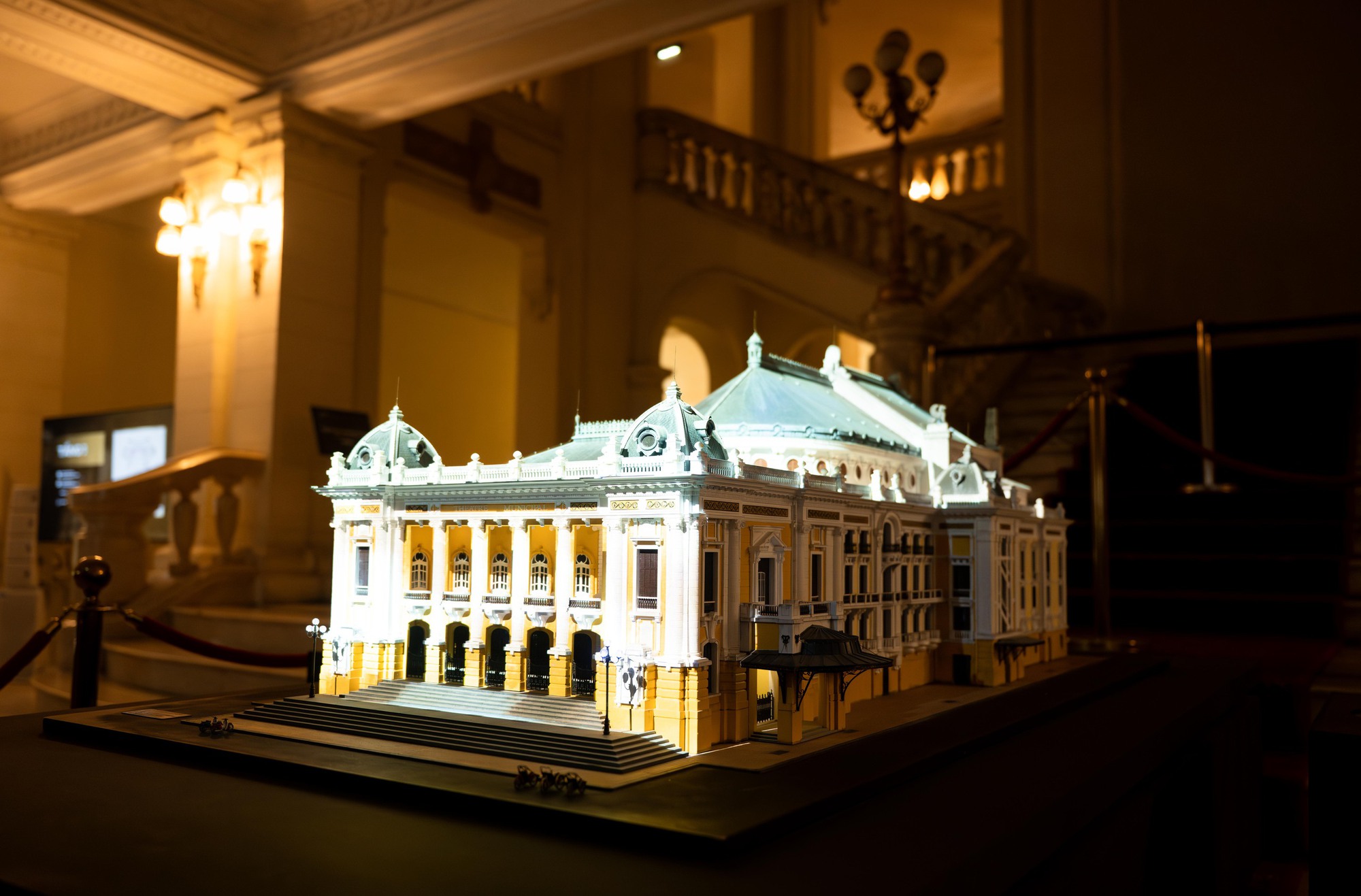 Cơ hội cuối để v&agrave;o Nh&agrave; H&aacute;t Lớn H&agrave; Nội trước khi đ&oacute;ng cửa 2 năm: Trải nghiệm c&oacute; 1-0-2 tại c&ocirc;ng tr&igrave;nh 115 tuổi- Ảnh 11.