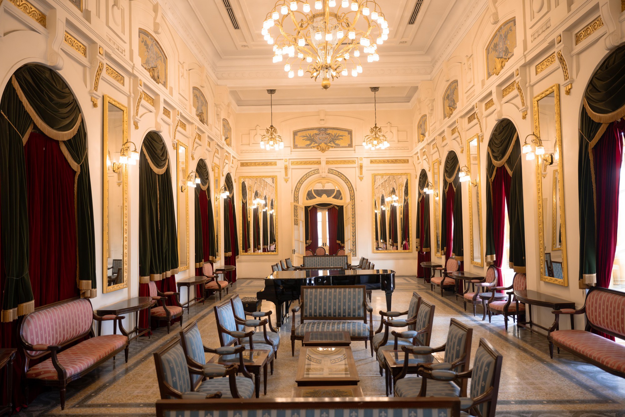 Cơ hội cuối để v&agrave;o Nh&agrave; H&aacute;t Lớn H&agrave; Nội trước khi đ&oacute;ng cửa 2 năm: Trải nghiệm c&oacute; 1-0-2 tại c&ocirc;ng tr&igrave;nh 115 tuổi- Ảnh 17.