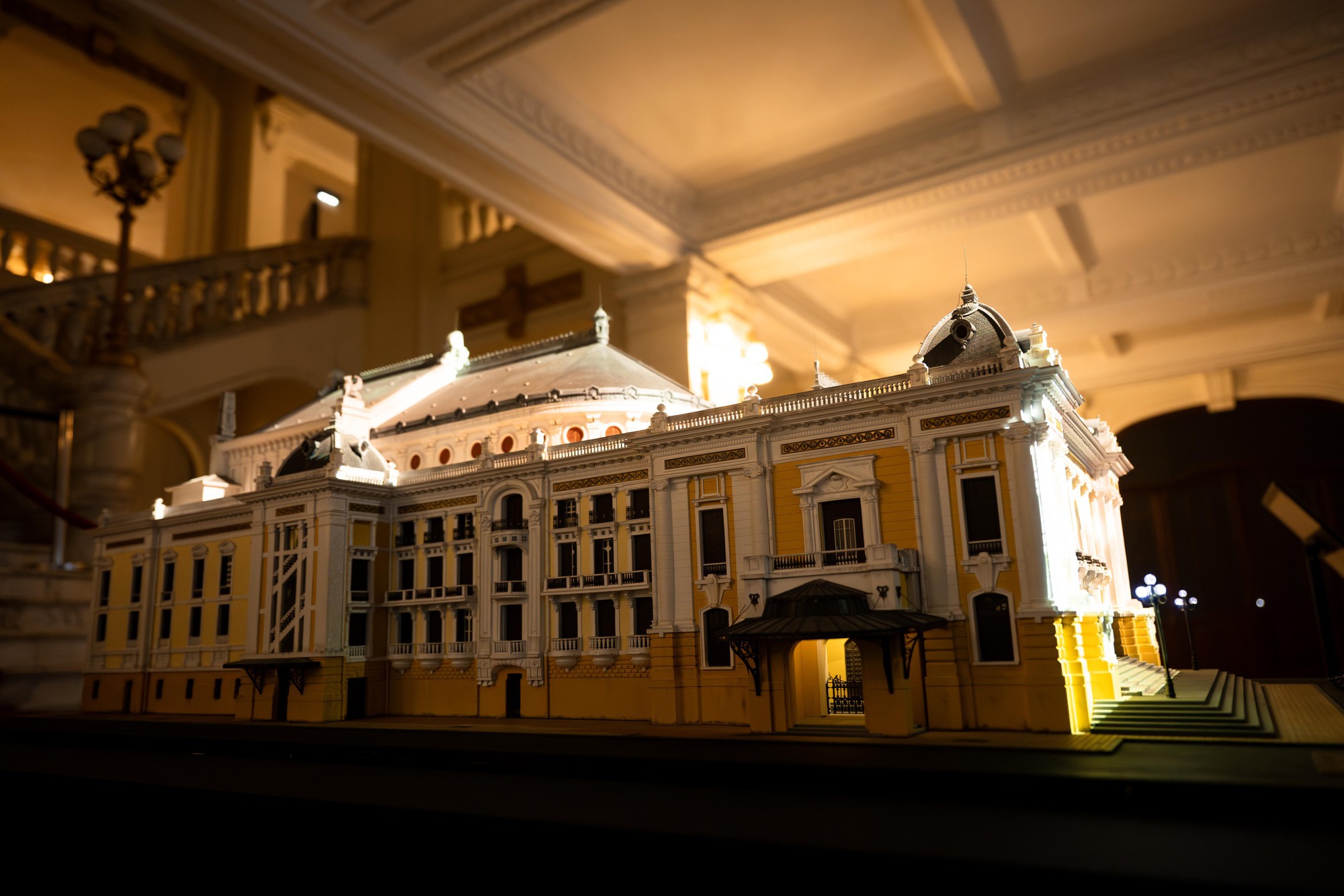 Cơ hội cuối để v&agrave;o Nh&agrave; H&aacute;t Lớn H&agrave; Nội trước khi đ&oacute;ng cửa 2 năm: Trải nghiệm c&oacute; 1-0-2 tại c&ocirc;ng tr&igrave;nh 115 tuổi- Ảnh 8.