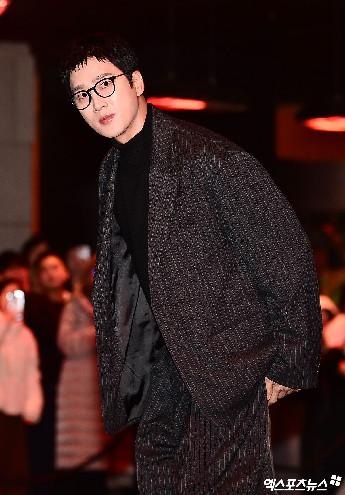 Siêu đám cưới Kim Woo Bin - Shin Min Ah: D.O. (EXO) vội vàng từ MMA chạy đến, V (BTS) - Lee Kwang Soo xuất hiện cực bảnh- Ảnh 13. Siêu đám cưới Kim Woo Bin - Shin Min Ah: D.O. (EXO) vội vàng từ MMA chạy đến, V (BTS) - Lee Kwang Soo xuất hiện cực bảnh- Ảnh 13.