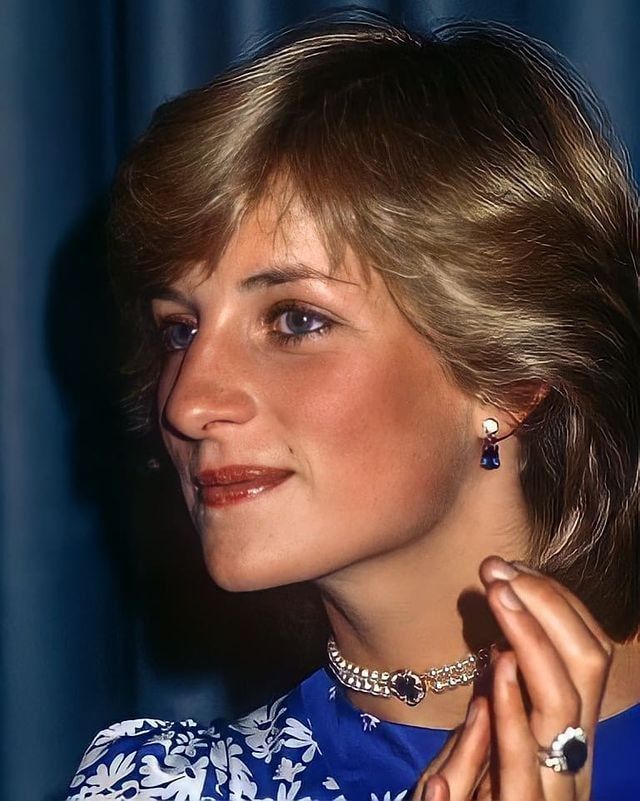 Công chúa Charlotte: Tự tin và khí chất vượt trội so với anh trai George - Ảnh 2. Công chúa Charlotte: Tự tin và khí chất vượt trội so với anh trai George - Ảnh 2.