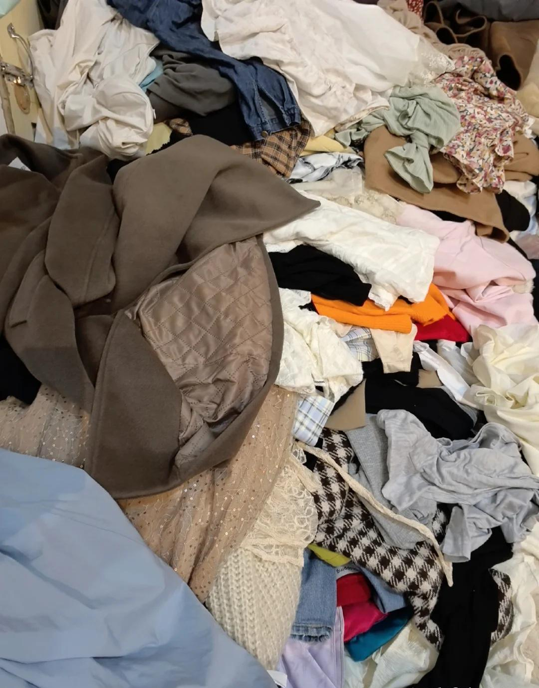 Thức tỉnh ở tuổi trung ni&ecirc;n: 10 việc nh&agrave; ch&iacute;nh ch&uacute;ng ta tự tạo ra - bỏ đi l&agrave; thấy cuộc sống nhẹ hẳn - Ảnh 3.