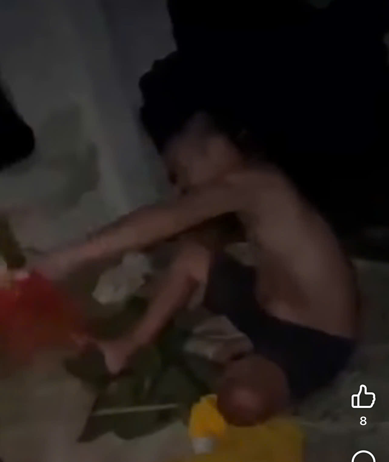 C&ocirc;ng an x&aacute;c minh clip nh&oacute;m thiếu ni&ecirc;n h&agrave;nh hung người v&ocirc; gia cư ở TP Huế - Ảnh 1.