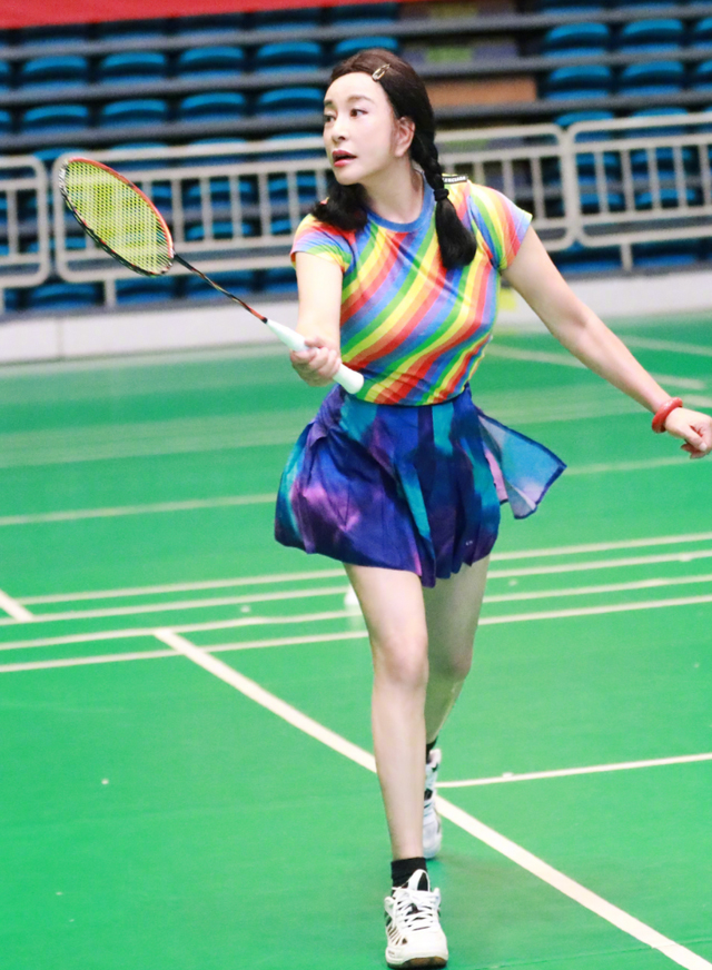 Lưu Hiểu Kh&aacute;nh 75 tuổi tr&ocirc;ng như 55 tuổi nhờ 5 mẹo trẻ l&acirc;u kh&ocirc;ng tốn k&eacute;m, phụ nữ trung ni&ecirc;n học theo sẽ c&oacute; sức sống kh&ocirc;ng tuổi nổi bật- Ảnh 4.