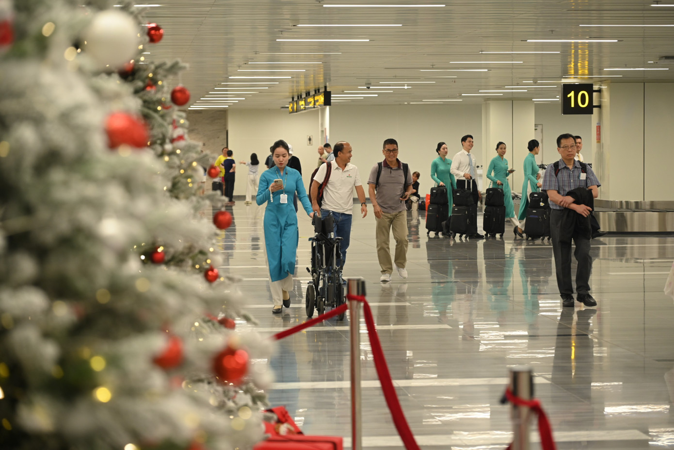 Điểm check - in Gi&aacute;ng sinh tuyệt đẹp tại nh&agrave; ga T3 Cảng H&agrave;ng kh&ocirc;ng T&acirc;n Sơn nhất - Ảnh 2.