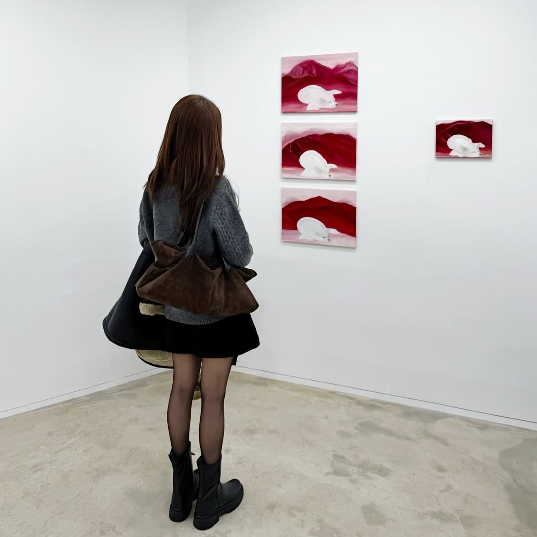 Ph&aacute;t hoảng trước đ&ocirc;i ch&acirc;n gầy như sắp g&atilde;y của th&aacute;i tử phi đẹp nhất H&agrave;n Quốc- Ảnh 2.