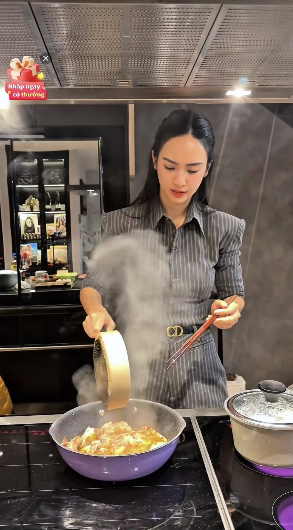 Chưa ai qua được Phương Oanh khoản n&agrave;y?- Ảnh 11.