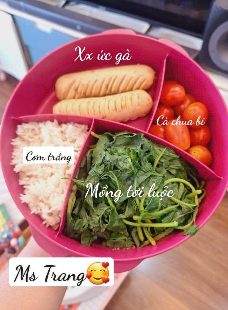 9 th&aacute;ng mang hộp cơm kiểu n&agrave;y đi l&agrave;m, mẹ 2 con giảm 15kg trong sự ngỡ ng&agrave;ng - Ảnh 9.