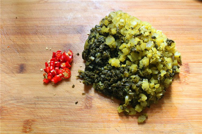 Dưa cải muối chua xào thịt băm - món ăn dễ làm , hết veo cả nồi cơm - Ảnh 2.