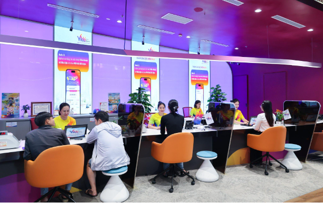 Vikki Bank hỗ trợ t&agrave;i ch&iacute;nh cho b&agrave; con v&ugrave;ng lũ - Ảnh 4.