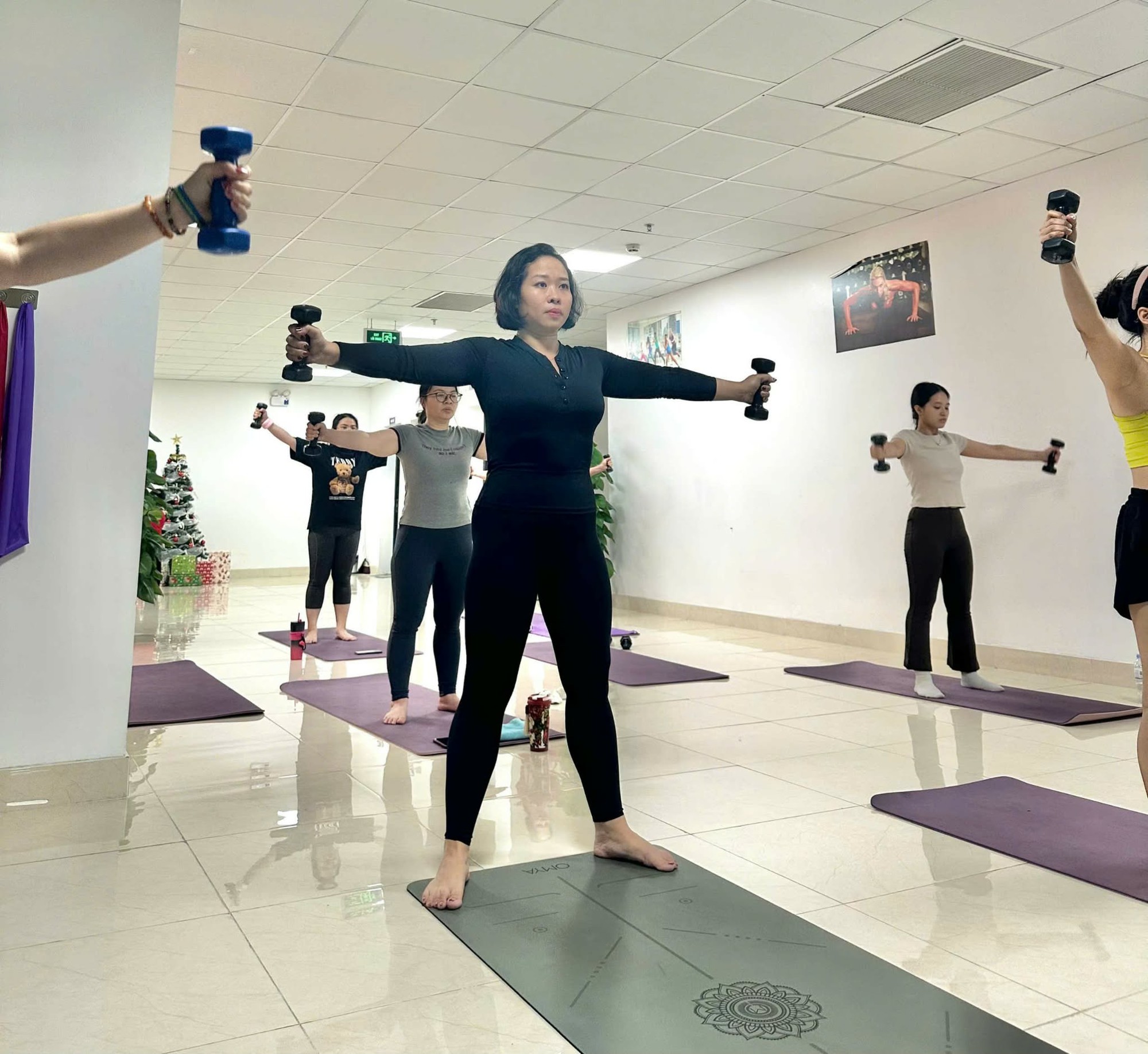 9 th&aacute;ng mang hộp cơm kiểu n&agrave;y đi l&agrave;m, mẹ 2 con giảm 15kg trong sự ngỡ ng&agrave;ng - Ảnh 21.