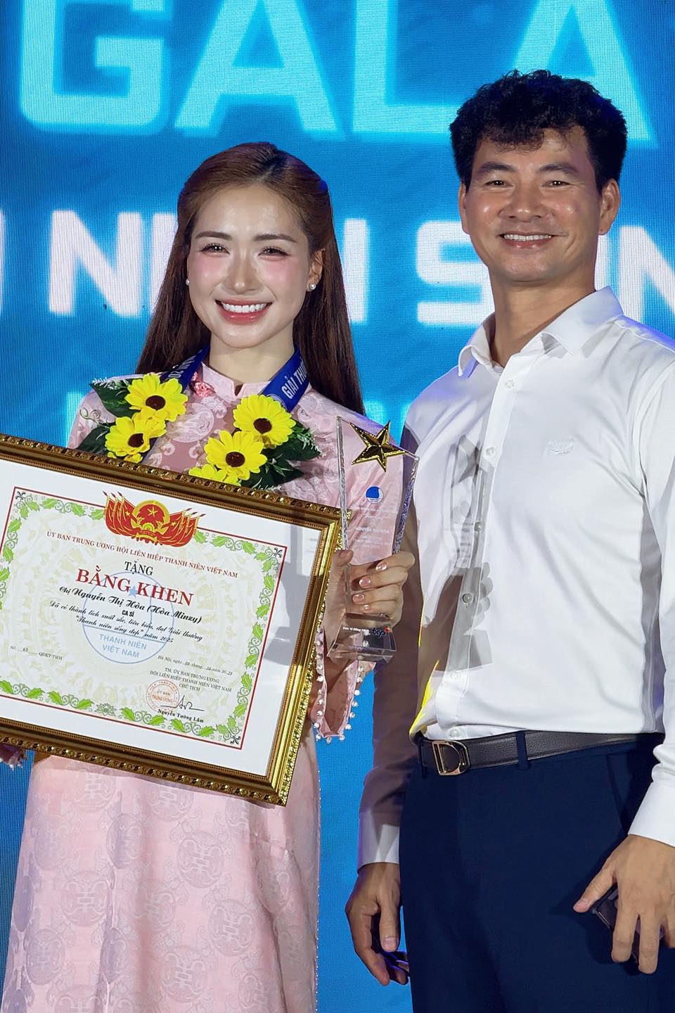 Hậu trường Bắc Bling: C&acirc;u chuyện đổi đời của H&ograve;a Minzy v&agrave; văn h&oacute;a Việt Nam - Ảnh 4.