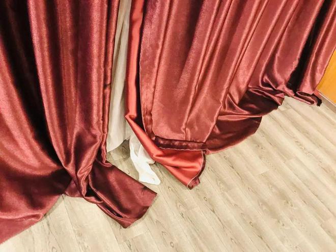 Mẹ t&ocirc;i dặn: 5 kiểu r&egrave;m cửa tuyệt đối kh&ocirc;ng n&ecirc;n mua - tr&aacute;nh được bao nhi&ecirc;u rắc rối v&agrave; tốn k&eacute;m - Ảnh 3.