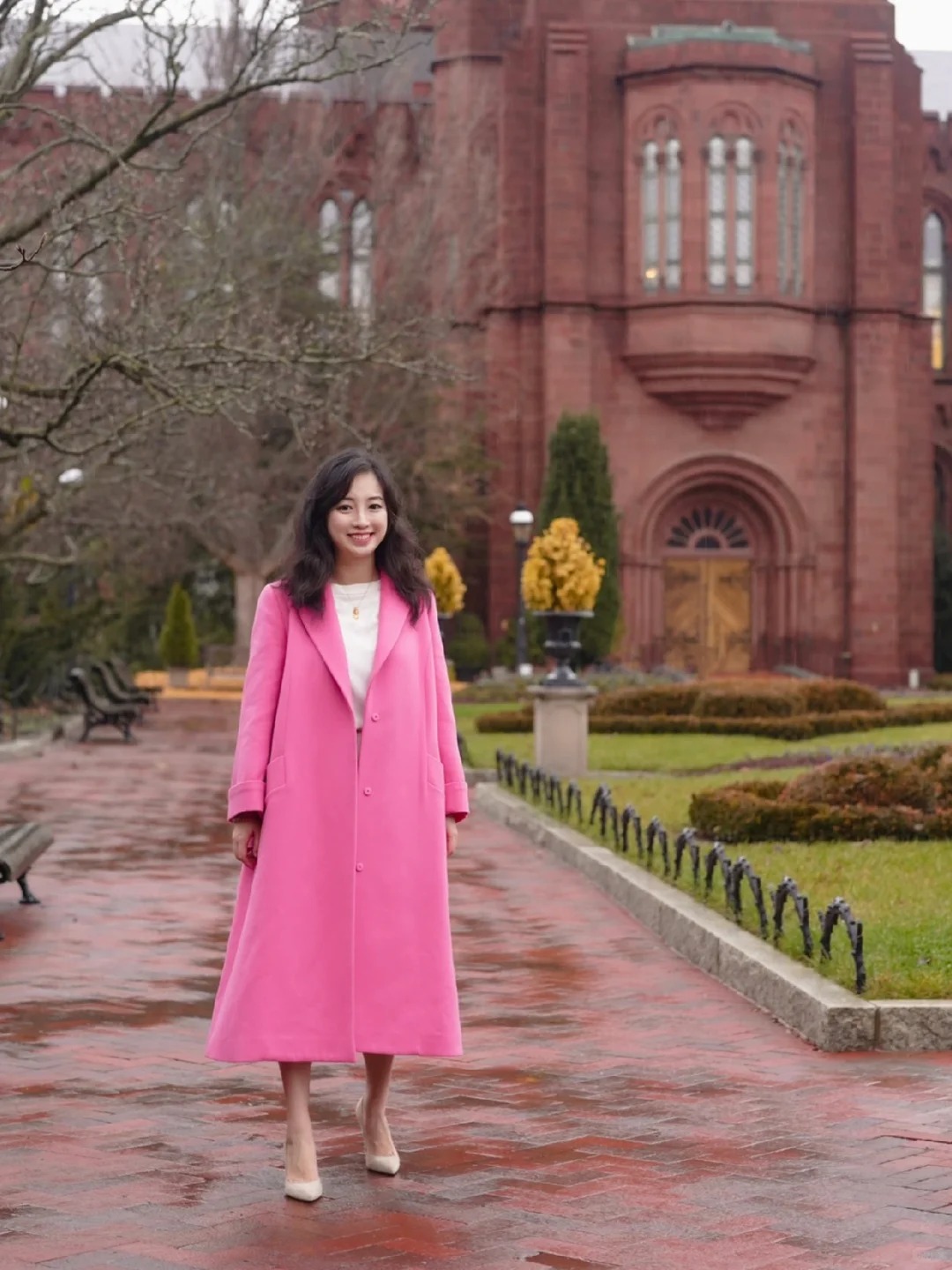 Vương hậu Letizia v&agrave; phong c&aacute;ch thời trang rực rỡ cho m&ugrave;a đ&ocirc;ng ấm &aacute;p - Ảnh 2.