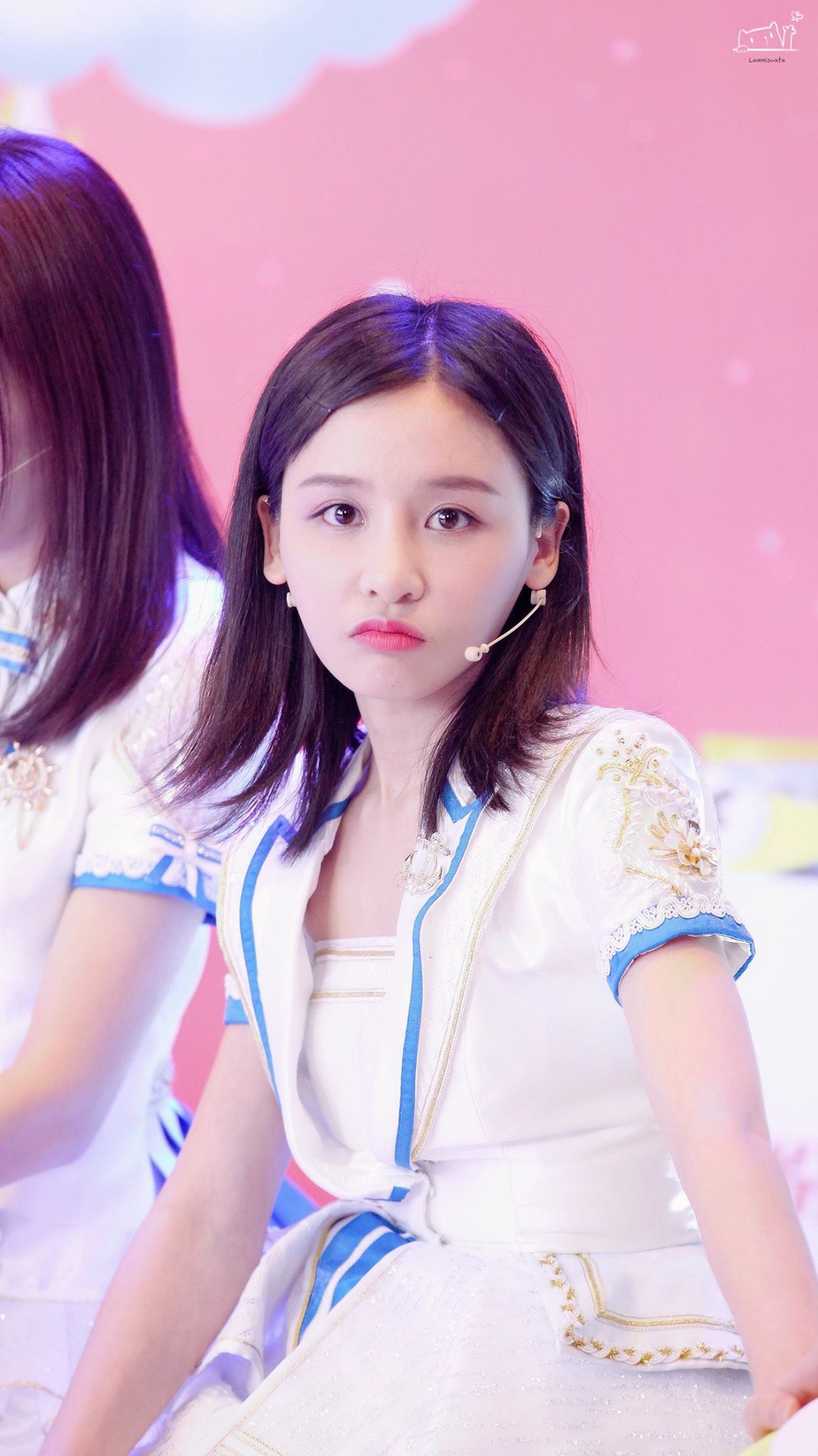 Sự hết thời của 1 ng&ocirc;i sao: Mỹ nh&acirc;n s&aacute;ng gi&aacute; bị &eacute;p đi tiếp rượu, chịu bất c&ocirc;ng đến mức rời l&agrave;ng giải tr&iacute;- Ảnh 7.