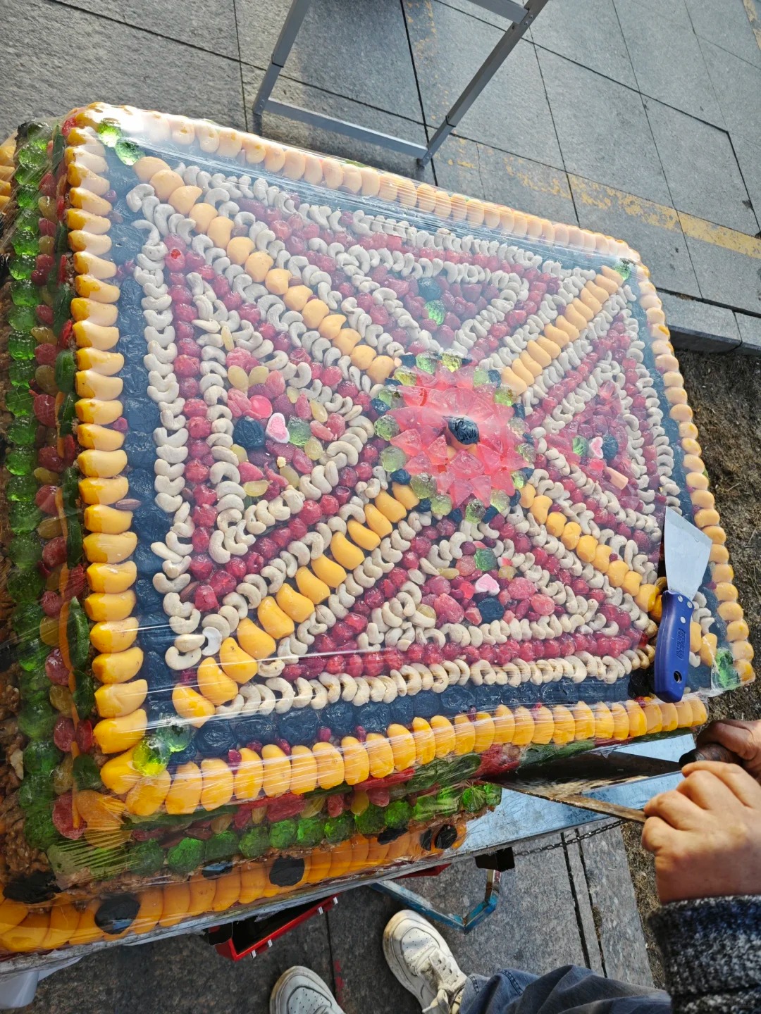 Sự thật về b&aacute;nh cắt T&acirc;n Cương - s&aacute;t thủ v&iacute; tiền khiến du kh&aacute;ch đau v&iacute; - Ảnh 7.