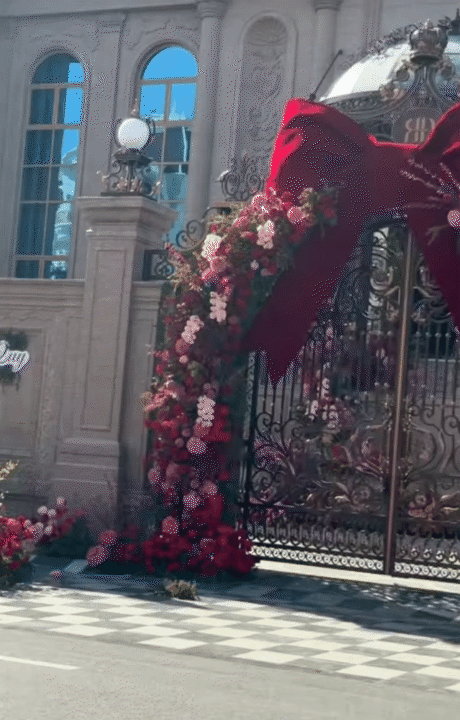 Đ&aacute;m cưới của &aacute;i nữ tập đo&agrave;n lớn ở B&igrave;nh Thuận đang 