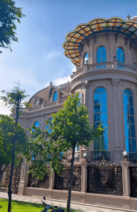 Đ&aacute;m cưới của &aacute;i nữ tập đo&agrave;n lớn ở B&igrave;nh Thuận đang 