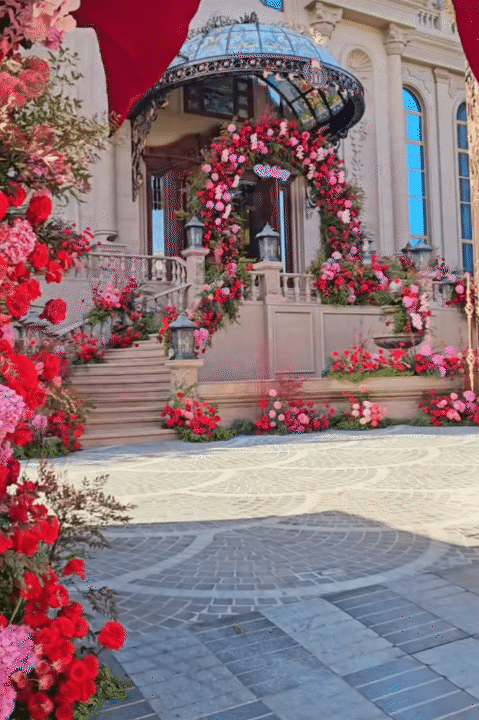 Đ&aacute;m cưới của &aacute;i nữ tập đo&agrave;n lớn ở B&igrave;nh Thuận đang 