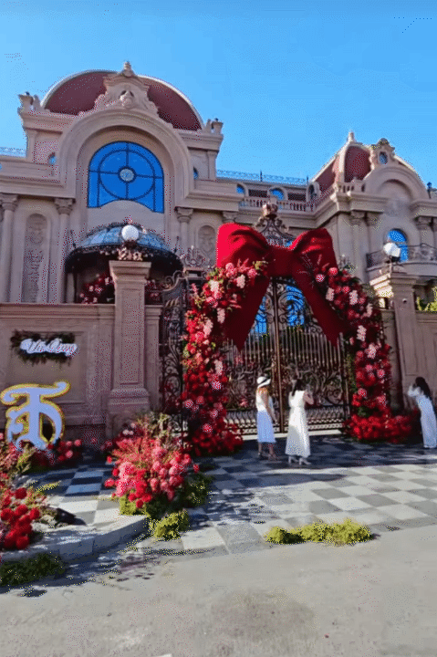 Đ&aacute;m cưới của &aacute;i nữ tập đo&agrave;n lớn ở B&igrave;nh Thuận đang 