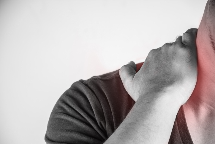 Ăn xong m&oacute;n lẩu vịt hầm gừng th&igrave; đau cổ họng, người đ&agrave;n &ocirc;ng ngo&agrave;i 40 tuổi tử vong v&igrave; xuất huyết n&atilde;o: Chuyện g&igrave; đ&atilde; xảy ra?- Ảnh 1.