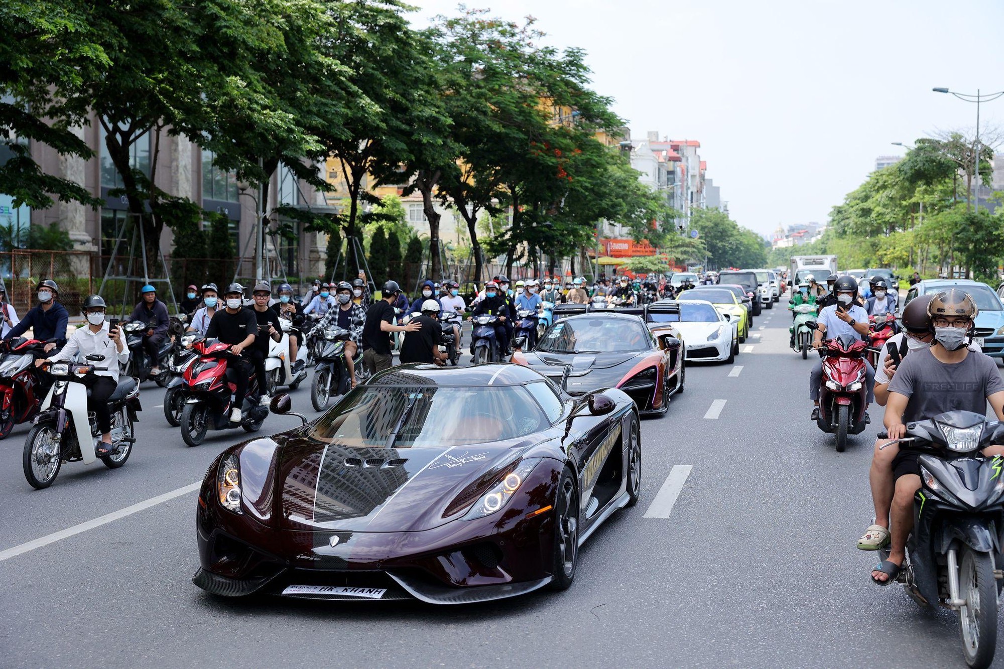 Năm 2025 của những đại gia si&ecirc;u xe v&agrave; những vụ &aacute;n chấn động trong x&atilde; hội - Ảnh 9.