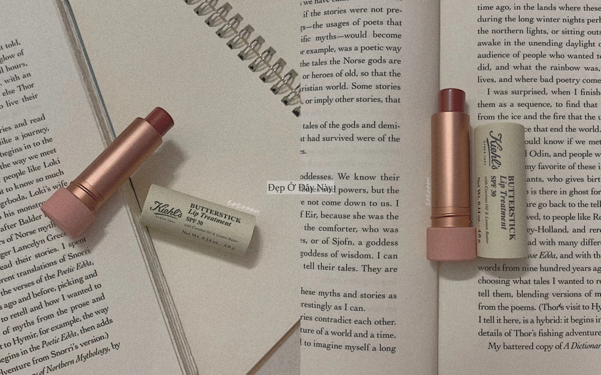 Tạm biệt m&ocirc;i kh&ocirc; bong tr&oacute;c quanh năm, n&agrave;ng blogger 