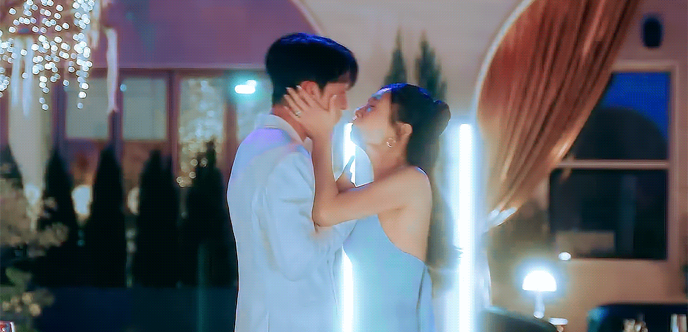 4 Nữ ch&iacute;nh phim H&agrave;n 2025 mặc đẹp , phong c&aacute;ch thời trang đ&aacute;ng ngưỡng mộ - Ảnh 1.