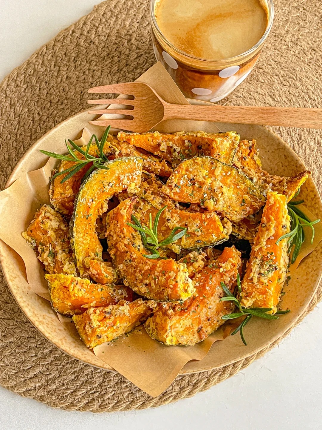 B&iacute; đỏ nướng tỏi kiểu Ph&aacute;p: M&oacute;n ăn ngon cho M&ugrave;a đ&ocirc;ng lạnh gi&aacute; - Ảnh 6.