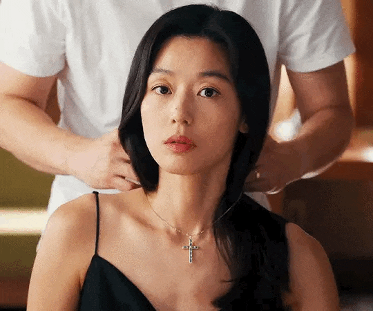 4 Nữ ch&iacute;nh phim H&agrave;n 2025 mặc đẹp , phong c&aacute;ch thời trang đ&aacute;ng ngưỡng mộ - Ảnh 14.