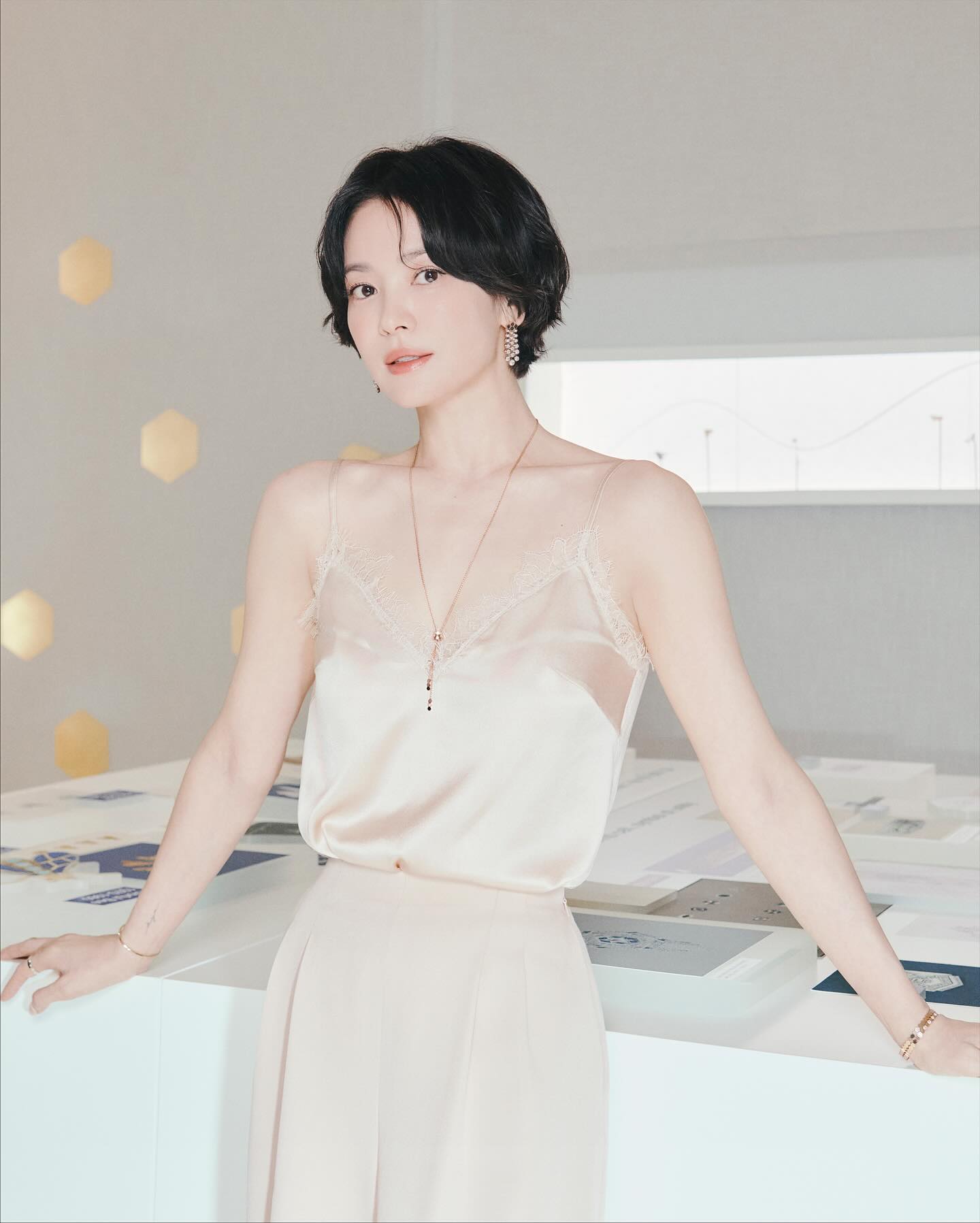 2025: Một năm quậy tới bến của Song Hye Kyo- Ảnh 19.