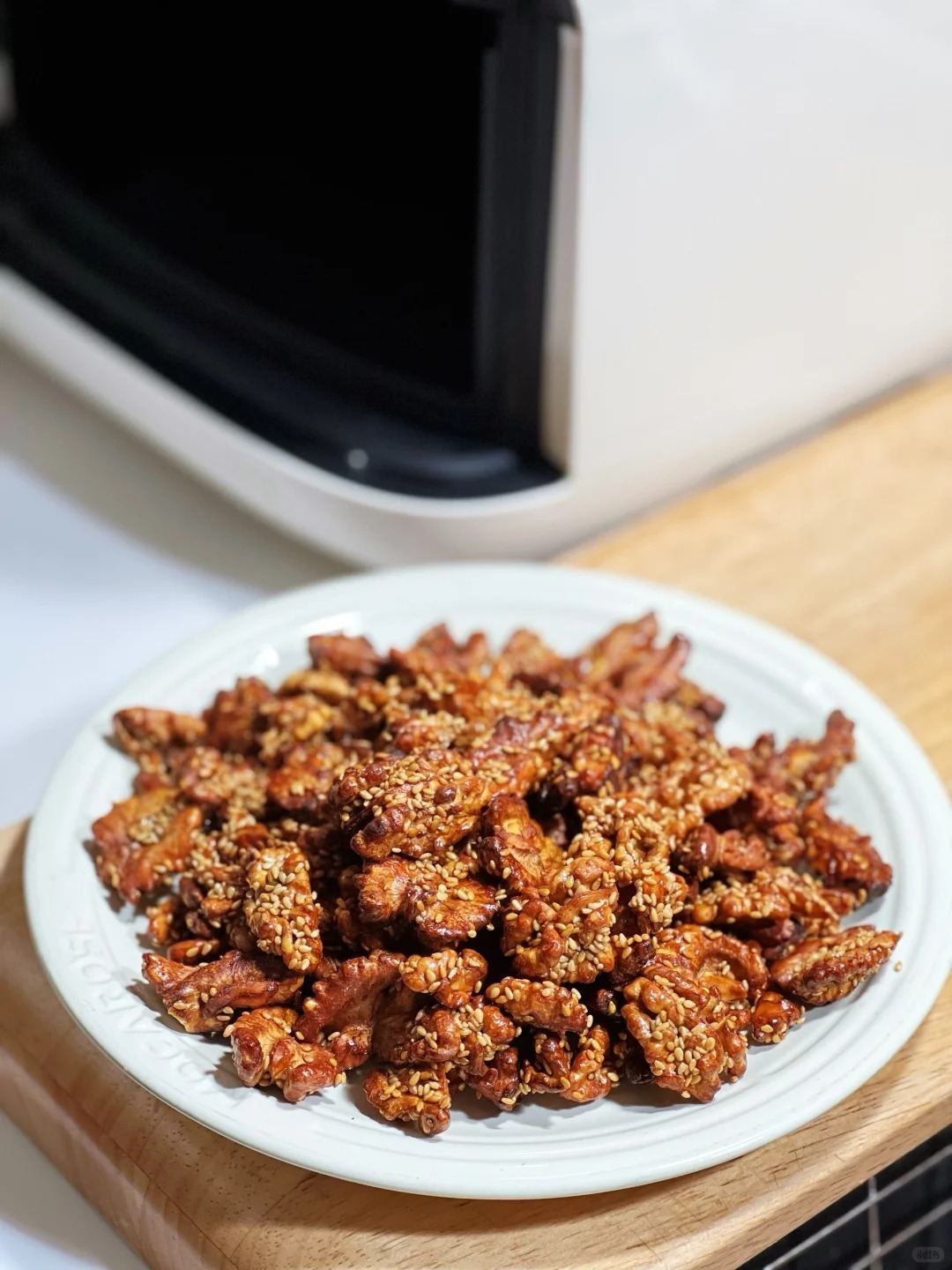 Tự làm óc chó hổ phách giòn tan không cần chiên cho cả nhà cùng mê - Ảnh 10. Tự làm óc chó hổ phách giòn tan không cần chiên cho cả nhà cùng mê - Ảnh 10.