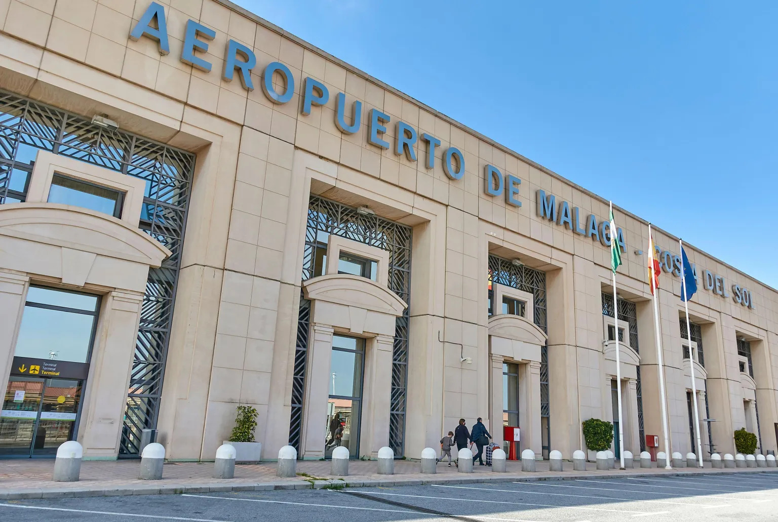 Cụ b&agrave; 89 tuổi qua đời tr&ecirc;n m&aacute;y bay: H&agrave;nh kh&aacute;ch chứng kiến sự việc kinh ho&agrave;ng - Ảnh 2.