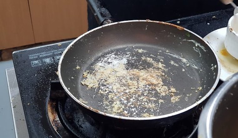 D&ugrave; gi&agrave;u hay ngh&egrave;o cũng n&ecirc;n sớm n&oacute;i lời tạm biệt với 5 m&oacute;n đồ độc hại n&agrave;y- Ảnh 1.