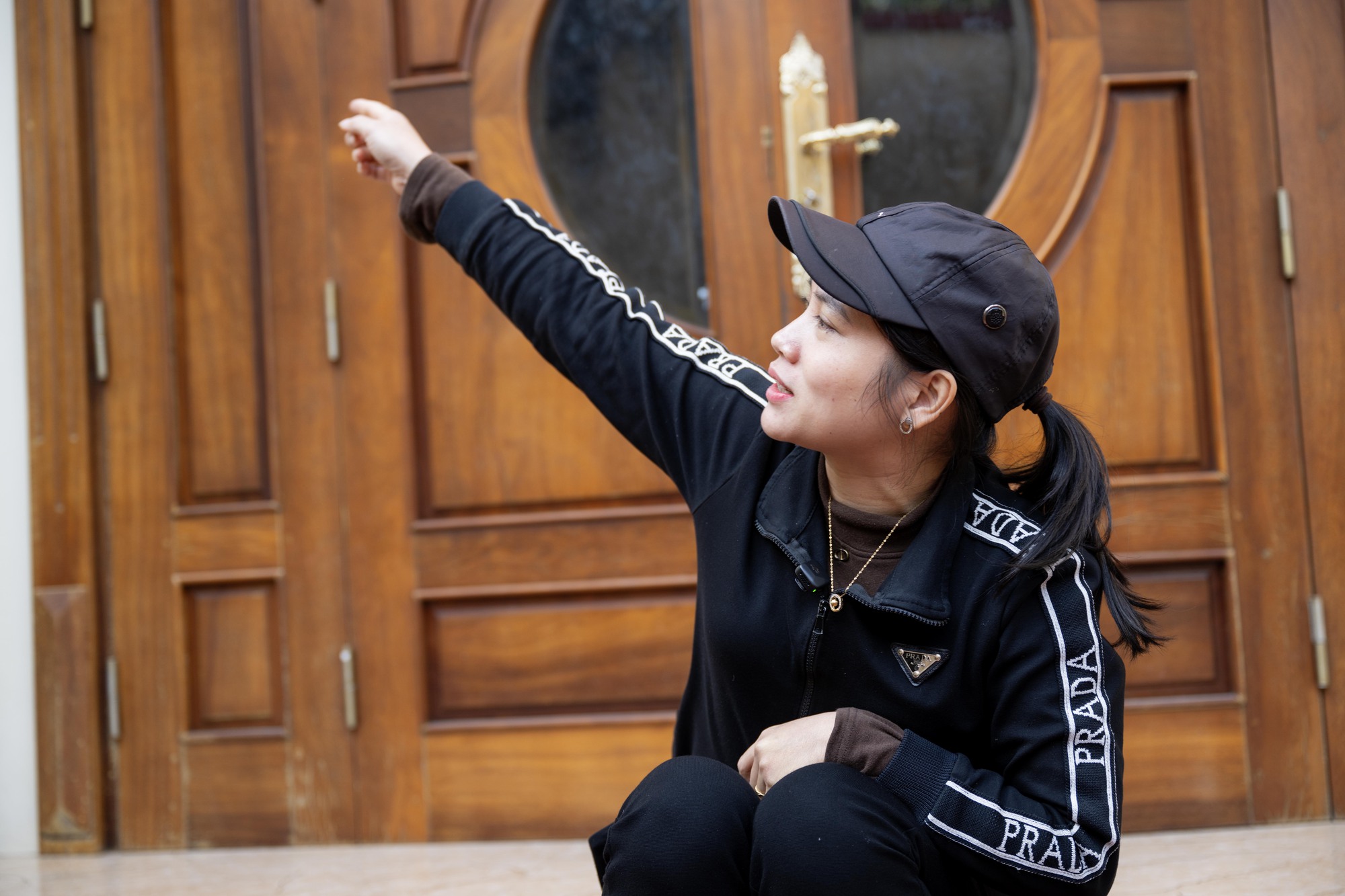 Vụ thả ch&oacute; dữ cắn người phụ nữ ở H&agrave; Nội: Nh&acirc;n chứng kể lại ph&uacute;t kinh ho&agrave;ng v&agrave; qu&aacute; khứ 