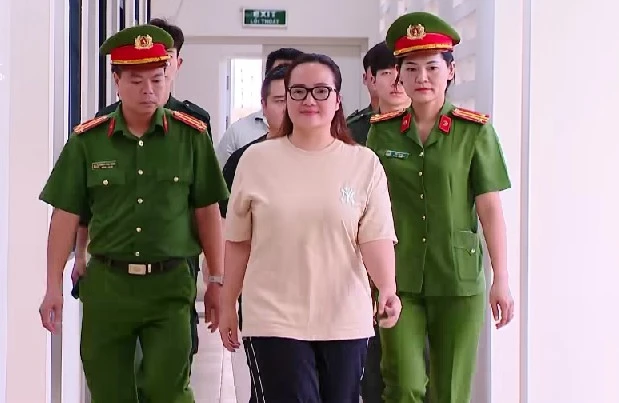 Bộ T&agrave;i ch&iacute;nh: Tăng cường kiểm tra thuế với KOL, KOC b&aacute;n h&agrave;ng livestream - Ảnh 1.