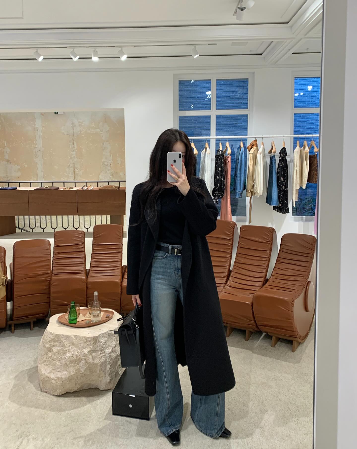 5 Combo áo và quần dài sành điệu cho nàng phối đồ không váy - Ảnh 1. 5 Combo áo và quần dài sành điệu cho nàng phối đồ không váy - Ảnh 1.