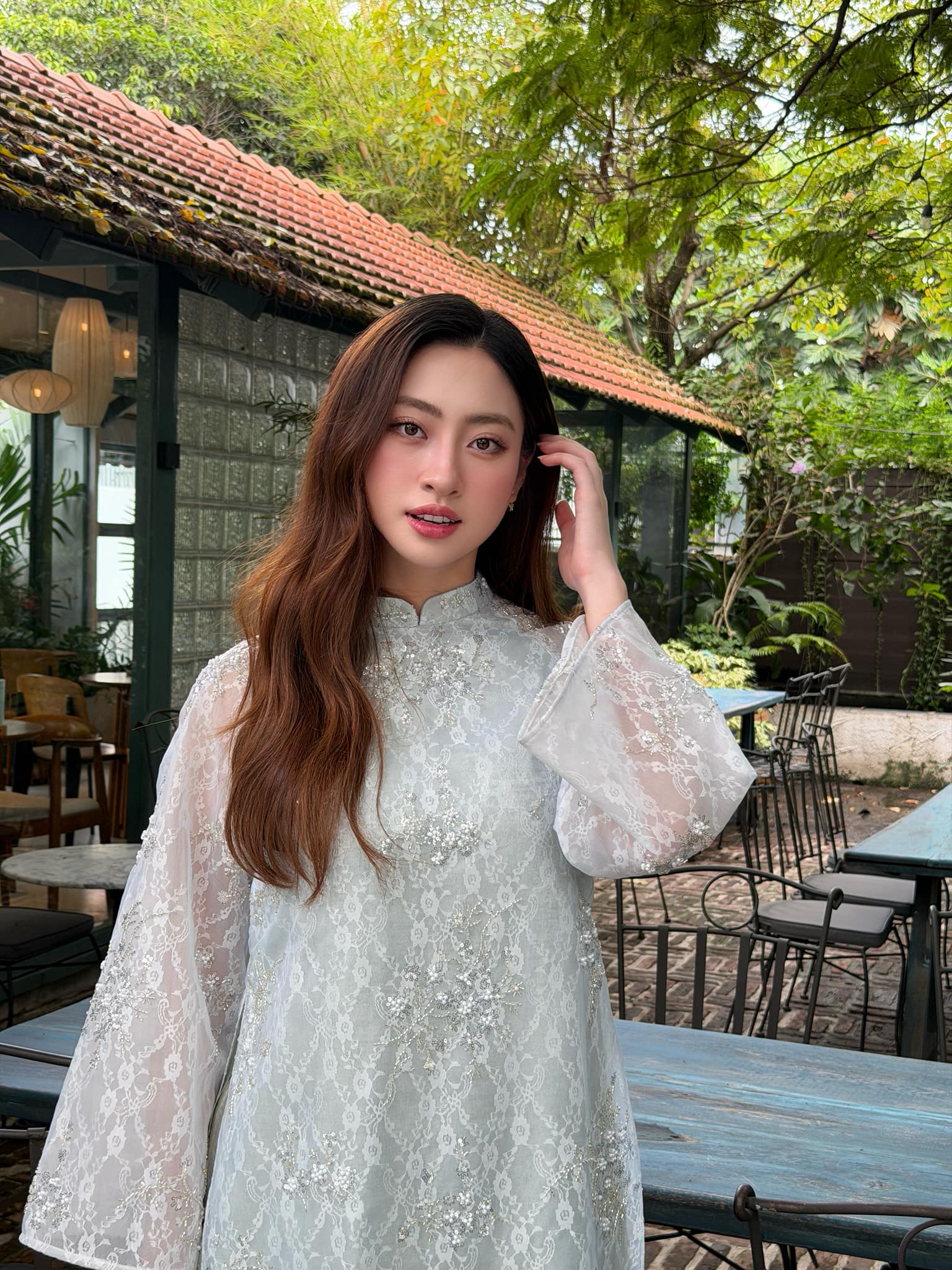 Hoa hậu Lương Thuỳ Linh dạo n&agrave;y bị l&agrave;m sao vậy?- Ảnh 9.