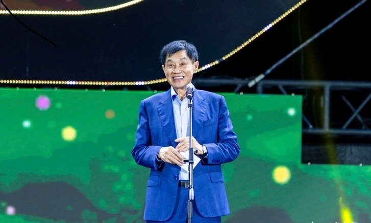 H&agrave;ng chục tỷ đồng được chuyển cho người kh&ocirc;ng quen biết sau 2 đ&aacute;m cưới 