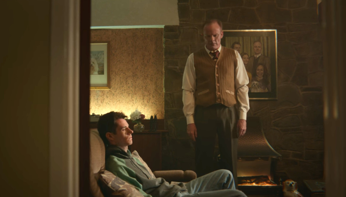 Xem phim Sex Education, t&ocirc;i lục tung tủ quần &aacute;o v&agrave; ph&aacute;t hiện b&iacute; mật động trời chồng giấu t&ocirc;i suốt mấy năm qua- Ảnh 1.