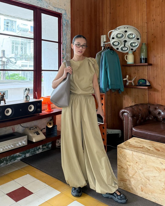 Khung h&igrave;nh chung của Kim Tuyến v&agrave; một n&agrave;ng Hậu định nghĩa lại kh&aacute;i niệm mỹ nh&acirc;n- Ảnh 7.