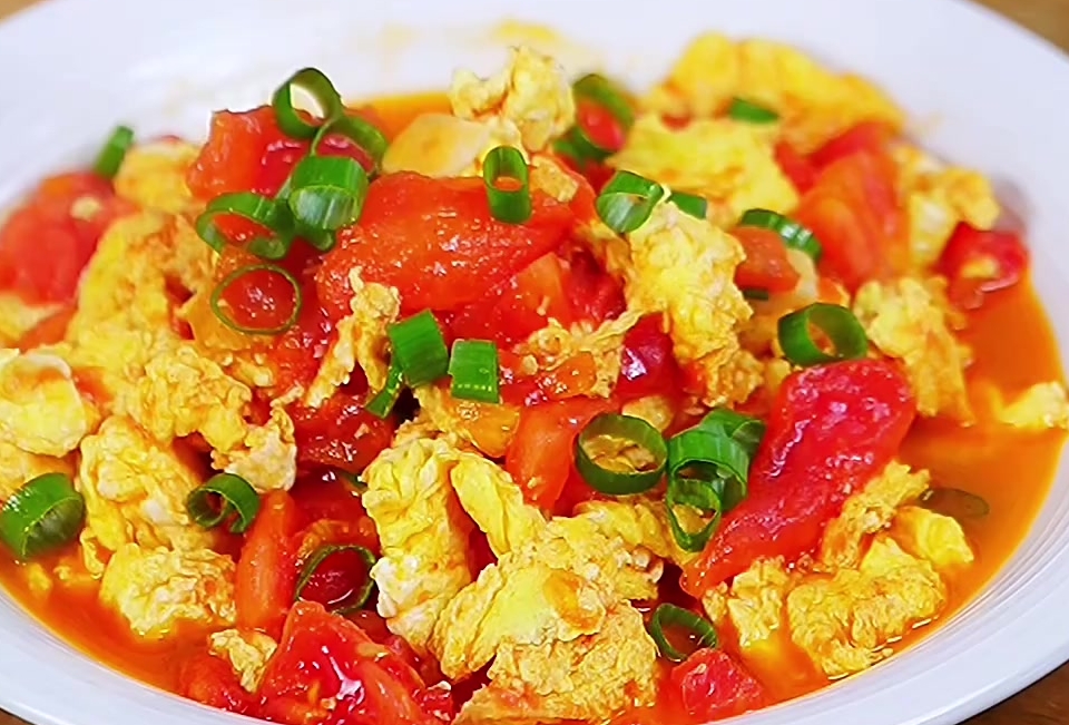 Gợi ý 5 món ăn nấu nhanh cho ngày cuối tuần thảnh thơi: Nguyên liệu đơn giản mà ngon miệng - Ảnh 3.