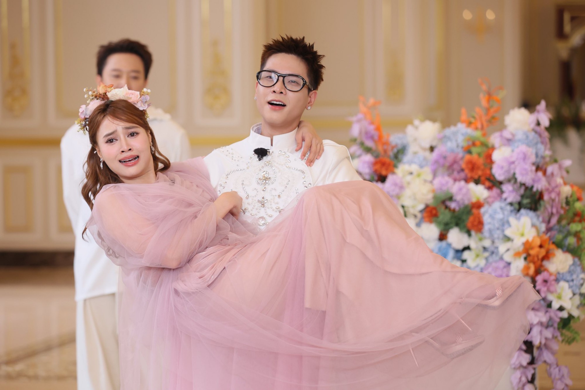 Qu&acirc;n A.P boy phố H&agrave; Nội cực duy&ecirc;n trong Running Man khiến kh&aacute;n giả kh&ocirc;ng thể rời mắt - Ảnh 4.