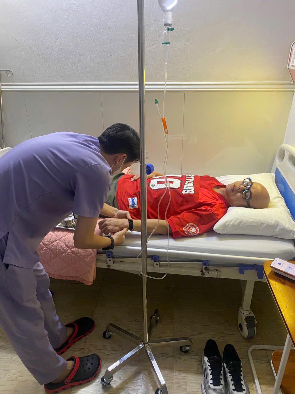 Phan Đinh T&ugrave;ng nhập viện v&igrave; kiệt sức , h&eacute; lộ &Aacute;p lực trước Đinh show - Ảnh 1.