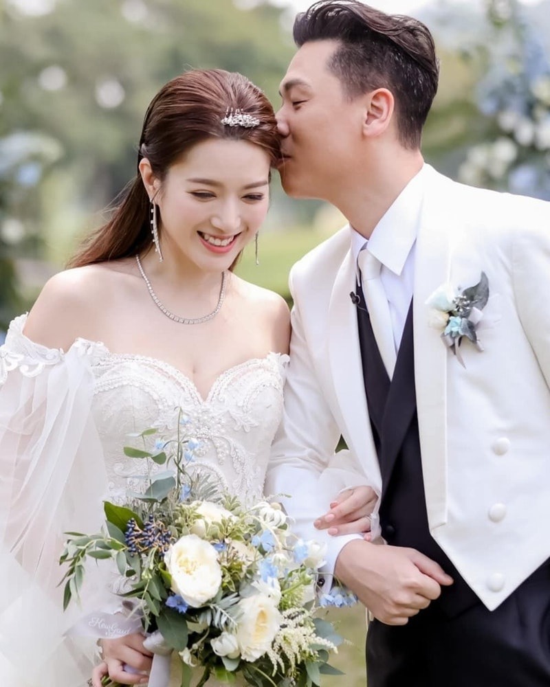 Cuối năm c&ograve;n toang: 1 Hoa hậu h&agrave;ng đầu ch&iacute;nh thức ly h&ocirc;n chồng đại gia hơn 10 tuổi v&igrave; bị 