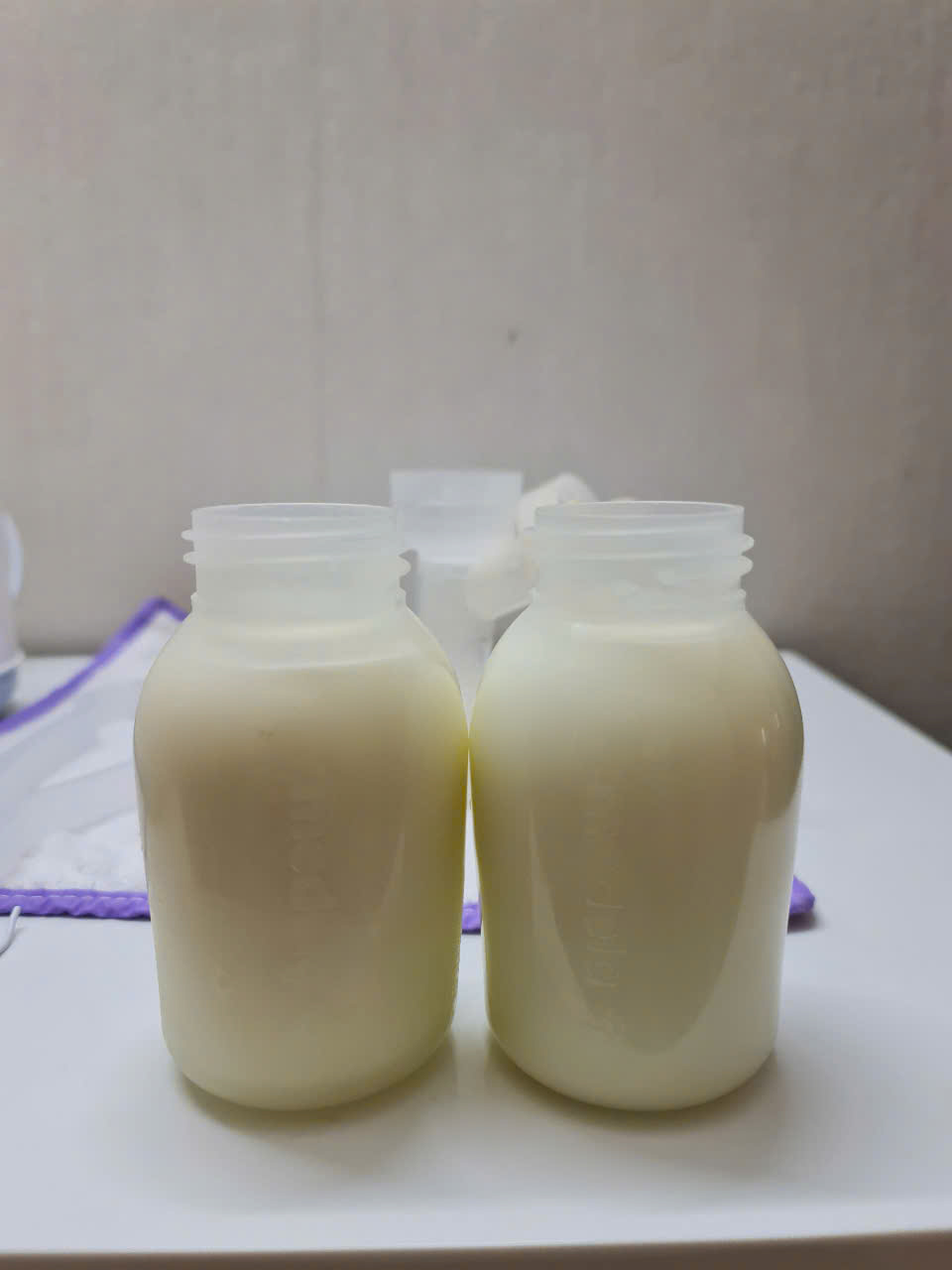 H&igrave;nh ảnh mẹ bỉm h&uacute;t sữa đầy cả can nước 5 l&iacute;t: C&aacute;c mẹ ơi, h&atilde;y y&ecirc;u thương bản th&acirc;n m&igrave;nh th&ecirc;m 1 ch&uacute;t nh&eacute;!- Ảnh 3.