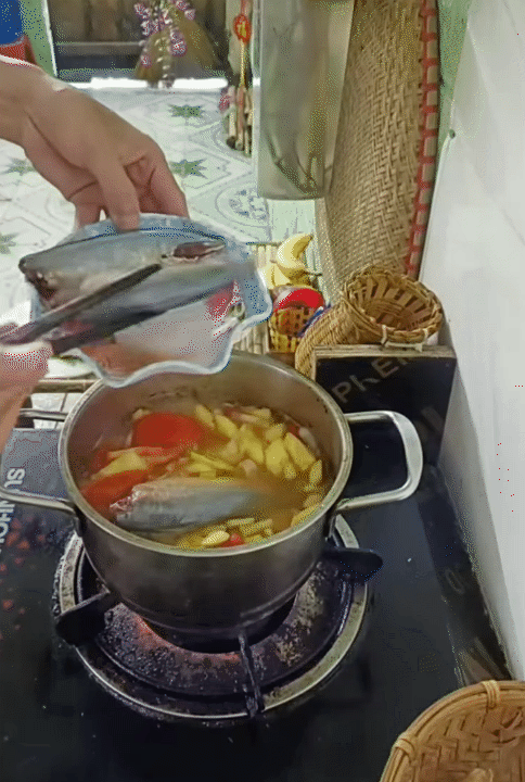 Làm công nhân ở trọ tại Nam Định: Tháng chỉ tiêu hơn 700k tiền ăn, tiết kiệm hơn 11 triệu, từng đồng đều được tính toán và ghi chép cẩn thận - Ảnh 9. Làm công nhân ở trọ tại Nam Định: Tháng chỉ tiêu hơn 700k tiền ăn, tiết kiệm hơn 11 triệu, từng đồng đều được tính toán và ghi chép cẩn thận - Ảnh 9.