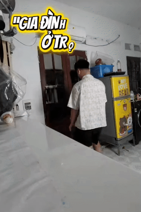 Vợ chồng người dân tộc thuê trọ ở Hà Nội: - Ảnh 2.